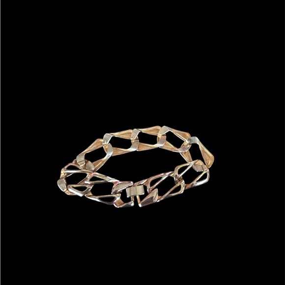 Jewelry - Vintage Gold Tone Geometric Open Link Chain Bracelet with Black Enamel Detail